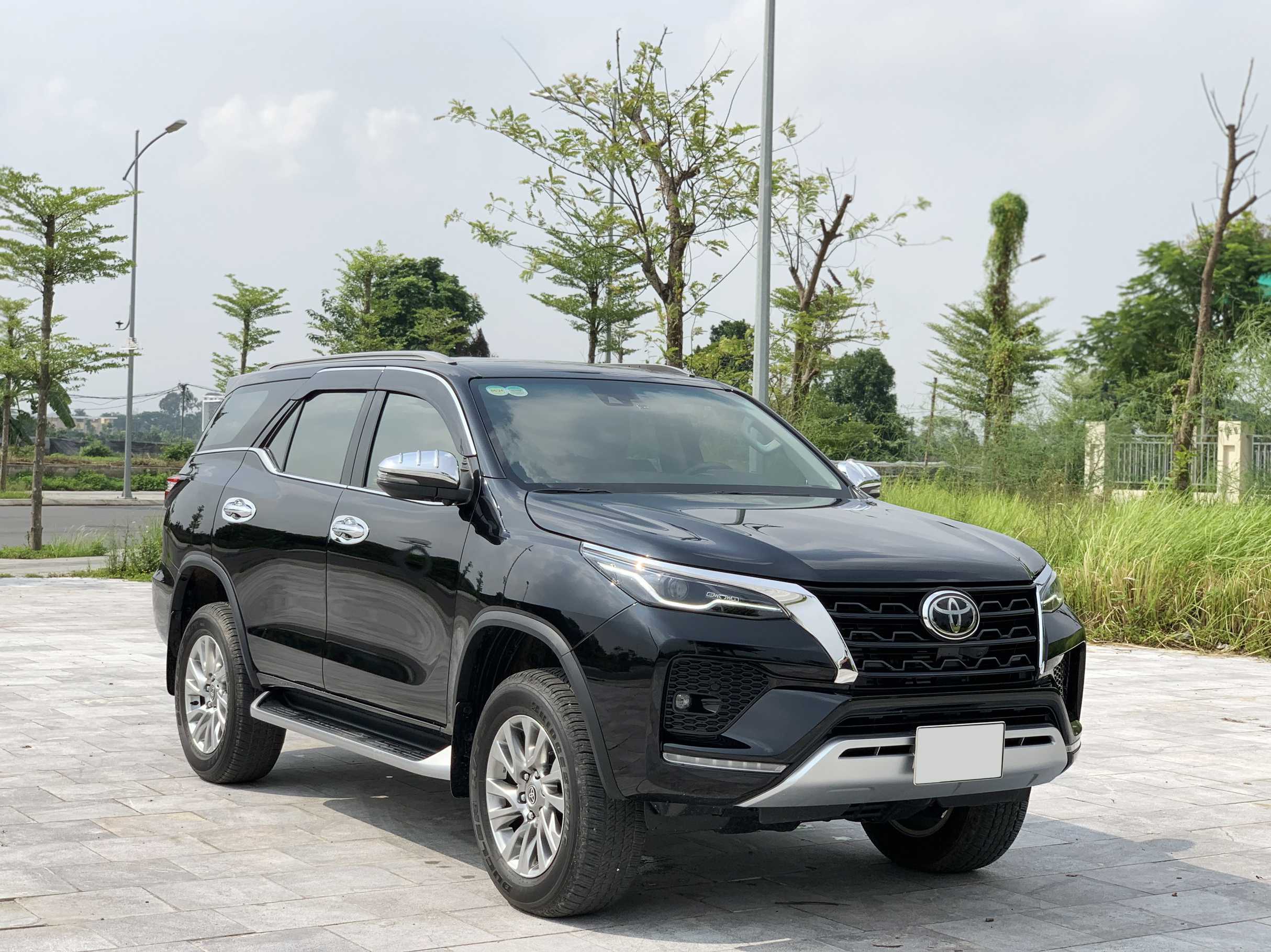 2021 Toyota Fortuner GXL Review  Value Space And Tech