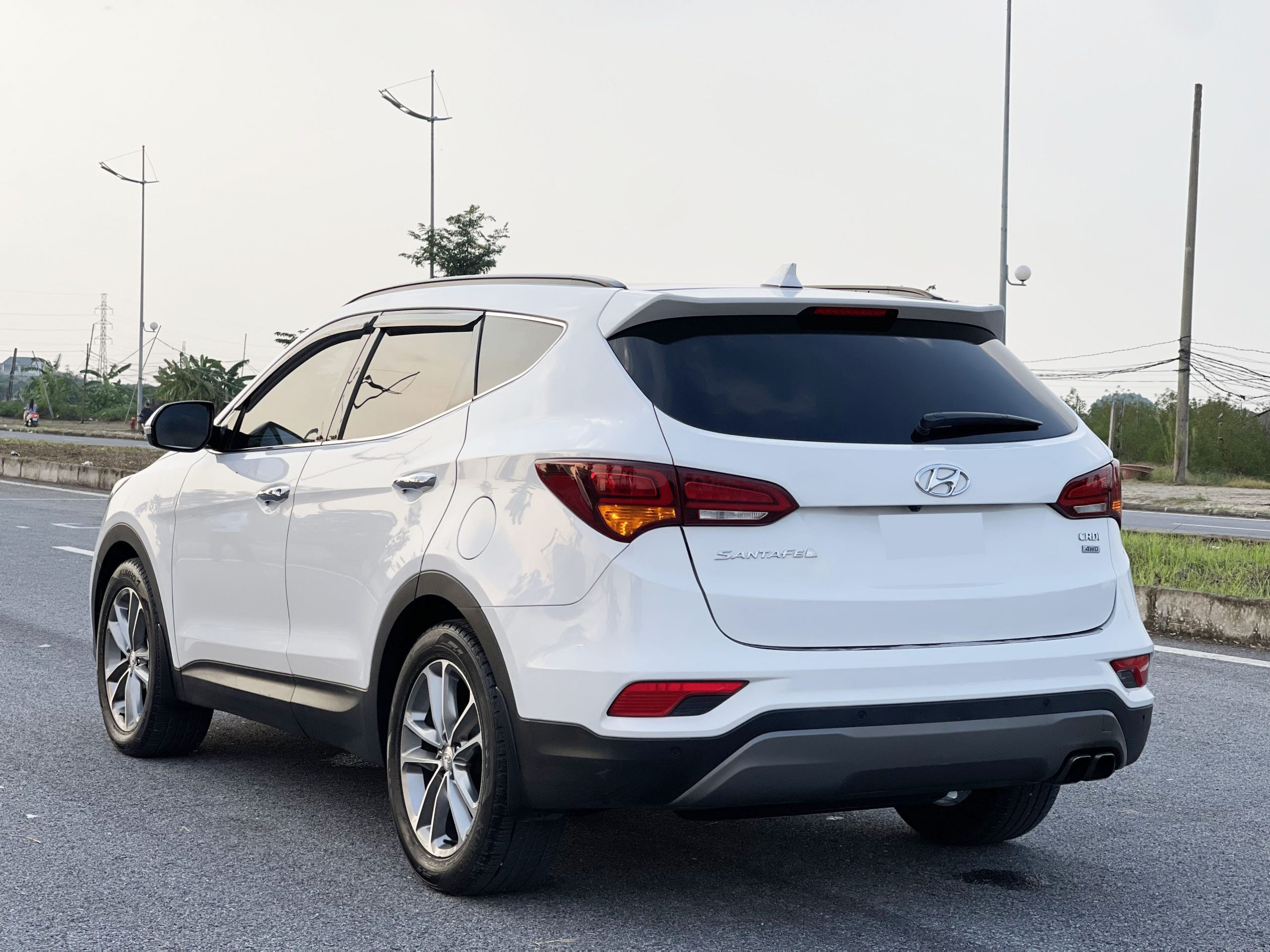 Mua bán xe Hyundai SantaFe AT 2018 Màu Trắng  XC00025678