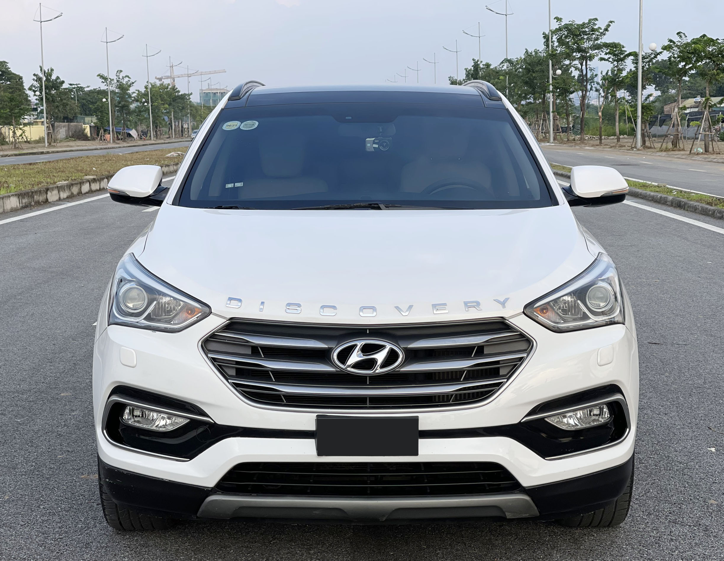Bán Hyundai SantaFe 2018 Hiện đại trong từng chi tiết thiết kế